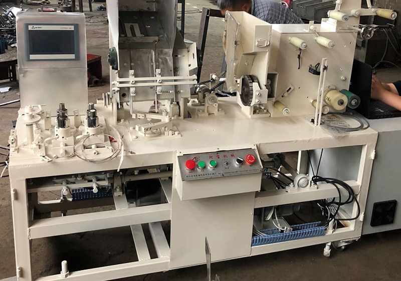 筷子包裝機.jpg 筷子包裝機.jpg